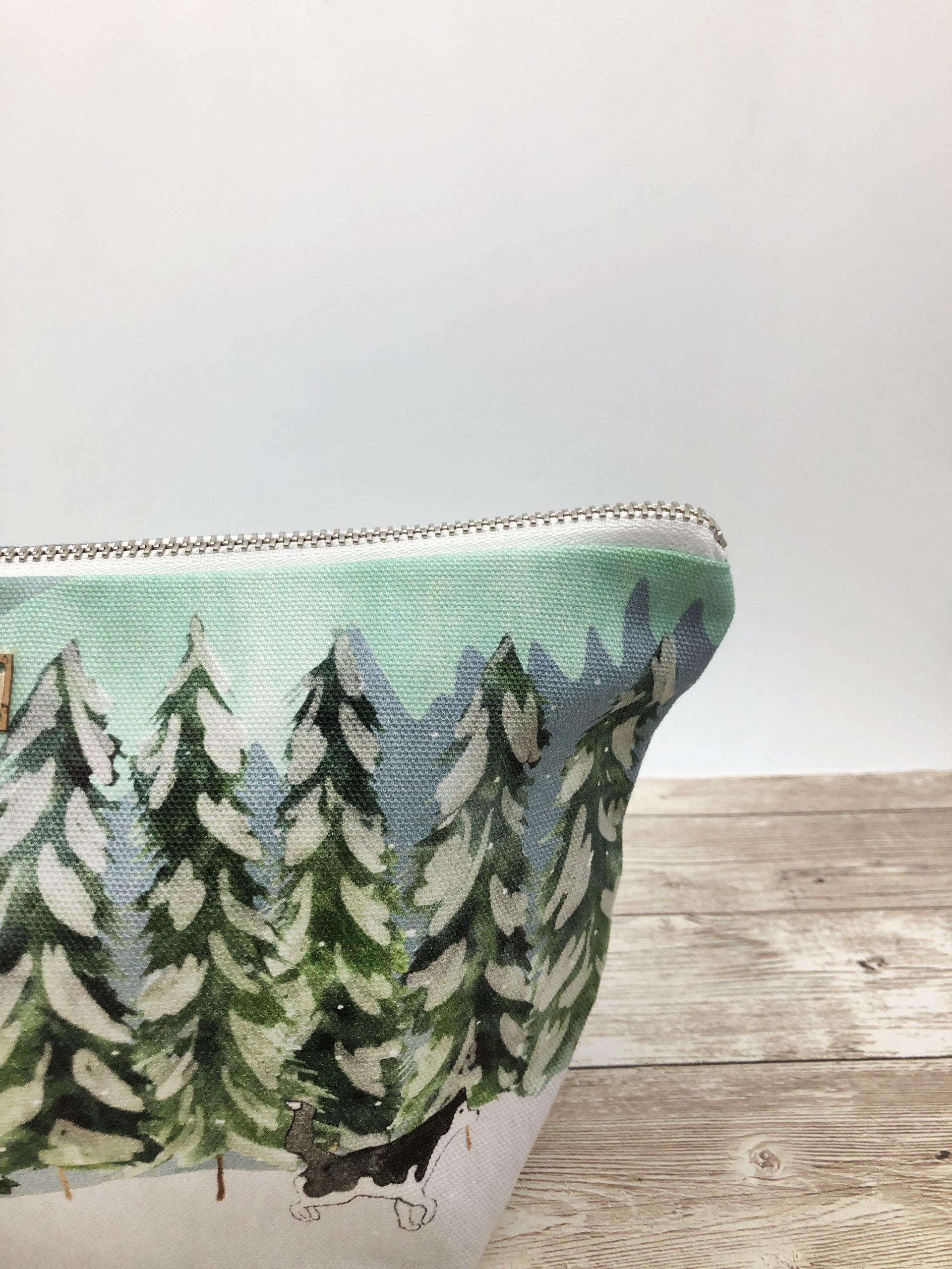Husky in the Wilderness Cosmetic Bag