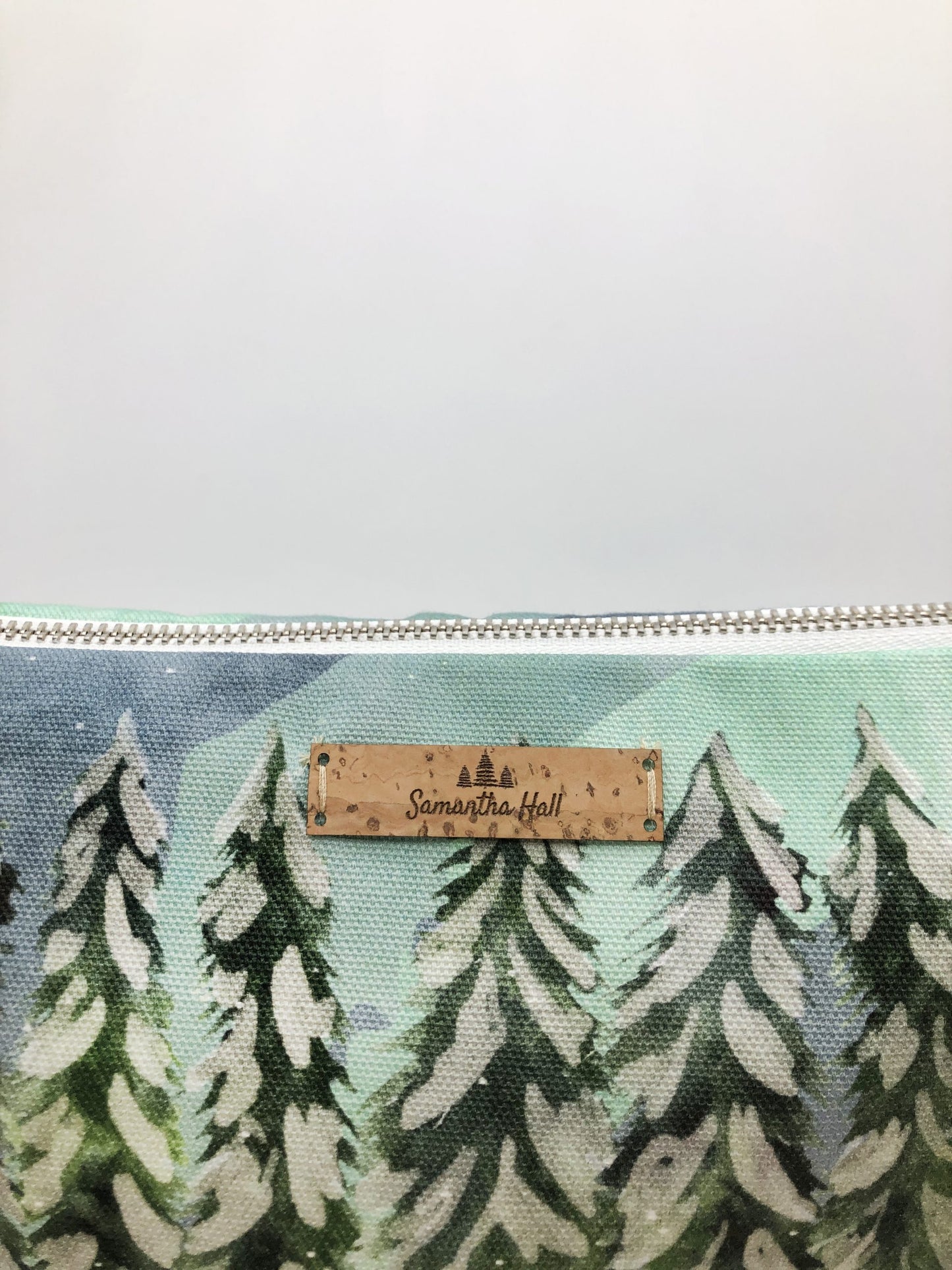Husky in the Wilderness Cosmetic Bag