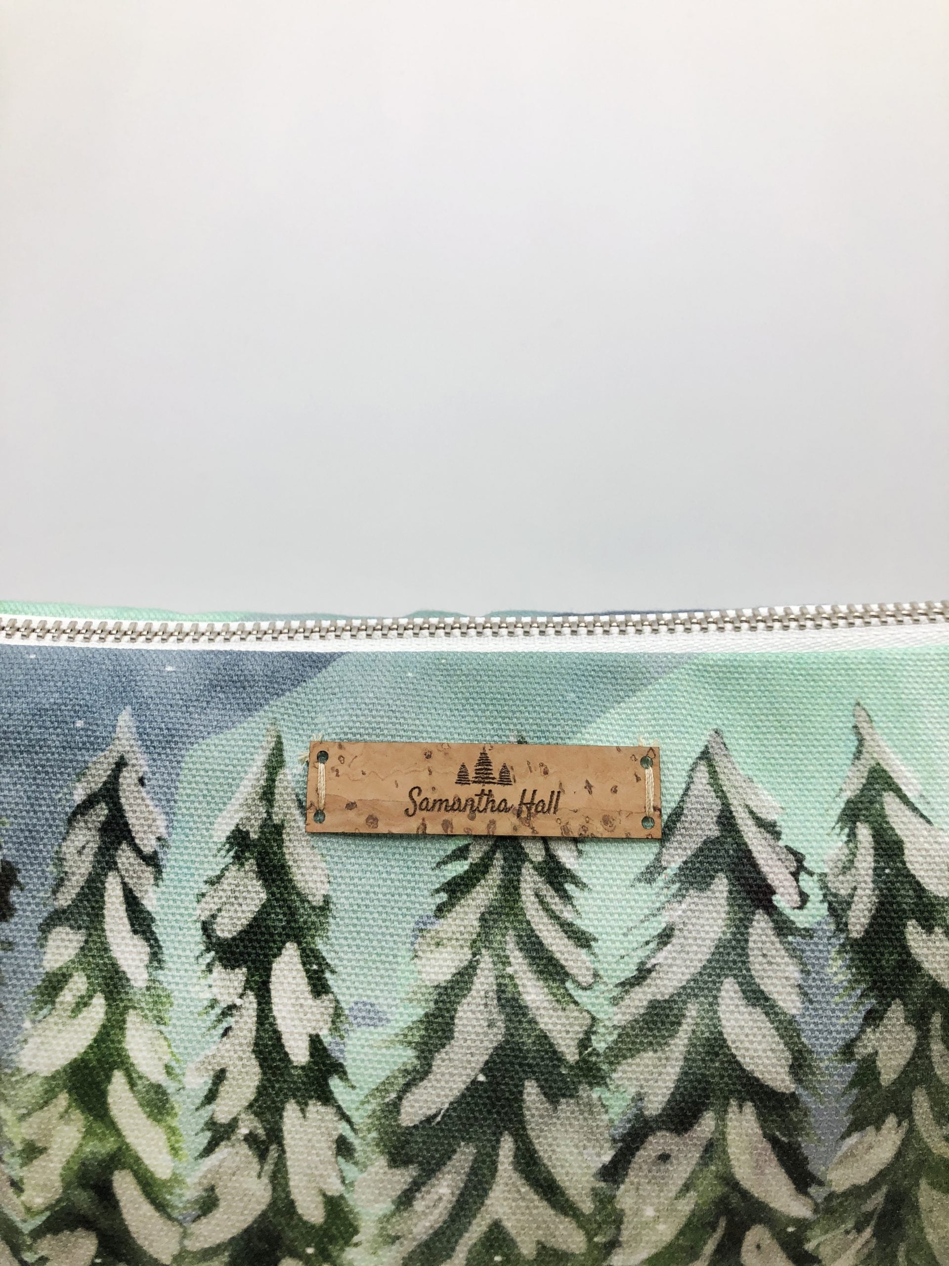 Husky in the Wilderness Cosmetic Bag